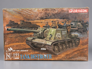 Dragon 6013 JSU-122 1:35 sealed Soviet self-propelled gun model kit