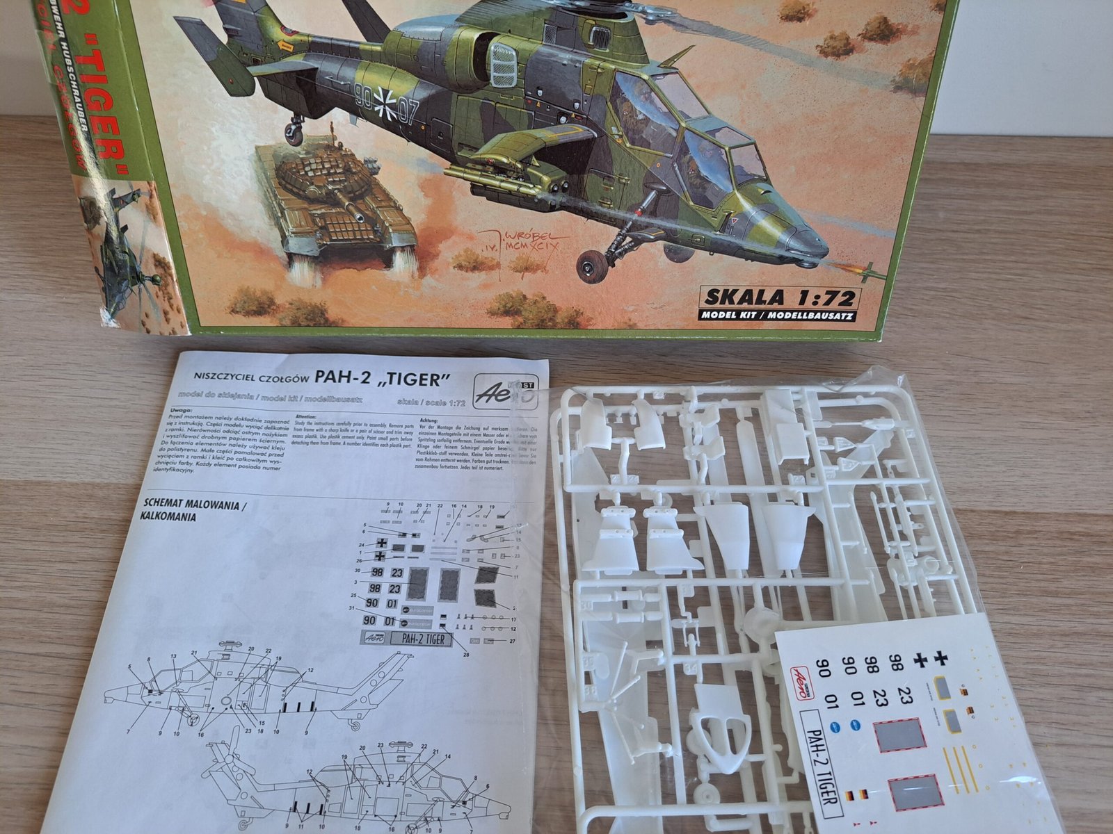 Aeroplast PAH-2 Tiger 1:72 military helicopter model kit box